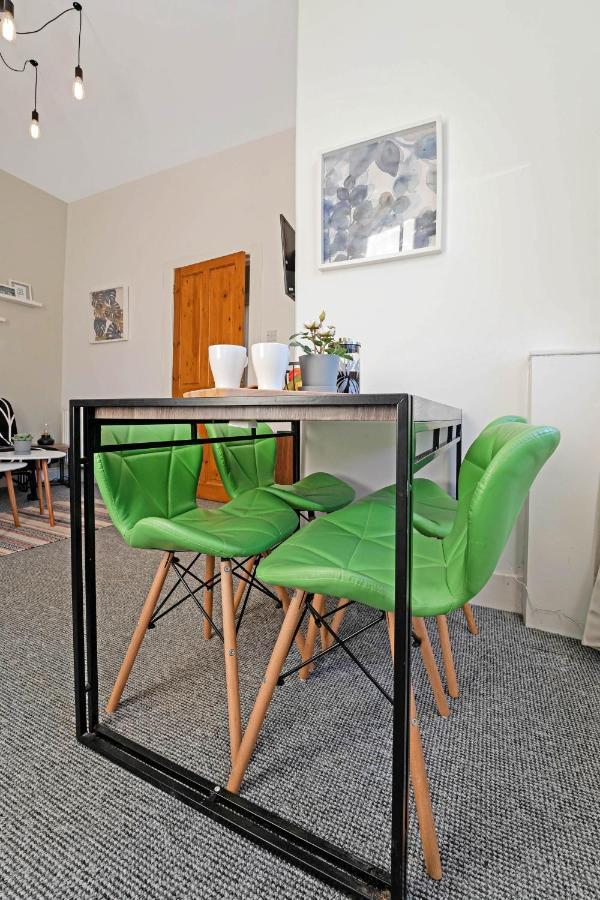 אדינבורו Cozy With Character Logie Green Central Main Door Flat מראה חיצוני תמונה